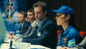 Del espacio pende mi corazón